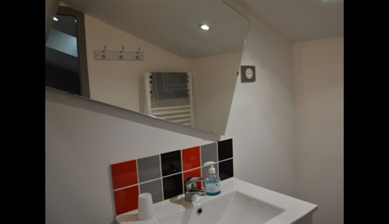 Hostal Guesthouse Le Pujol