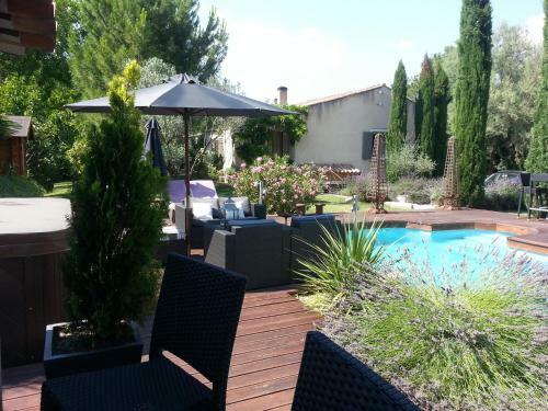Hostal Les Chambres D'h�tes De La Ferrage