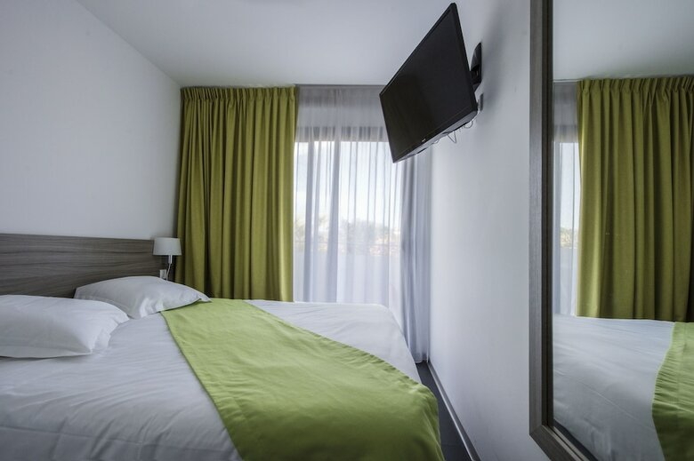 Aparthotel Suite Home Porticcio