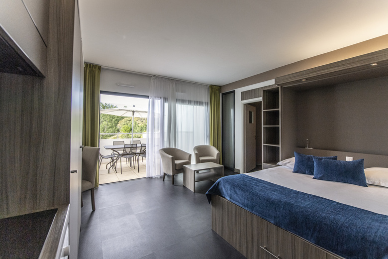 Aparthotel Suite Home Porticcio