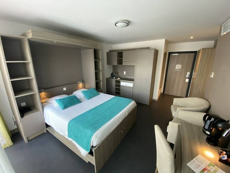 Aparthotel Suite Home Porticcio