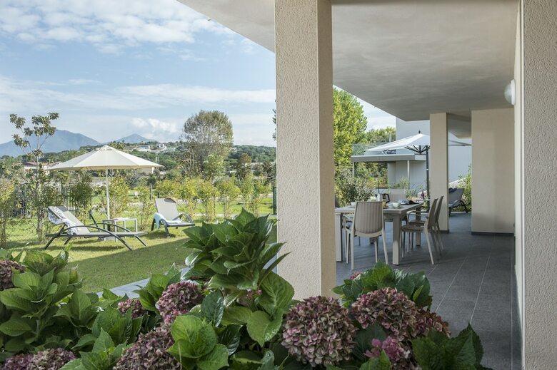 Aparthotel Suite Home Porticcio