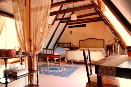 Hostal Chambres D'h�tes Et Roulotte Jeandemai