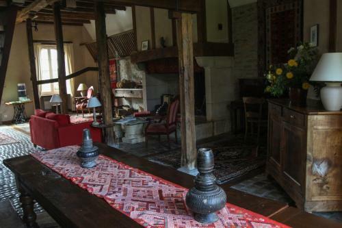 Hostal Maison D'h�tes Domaine De La Rhue