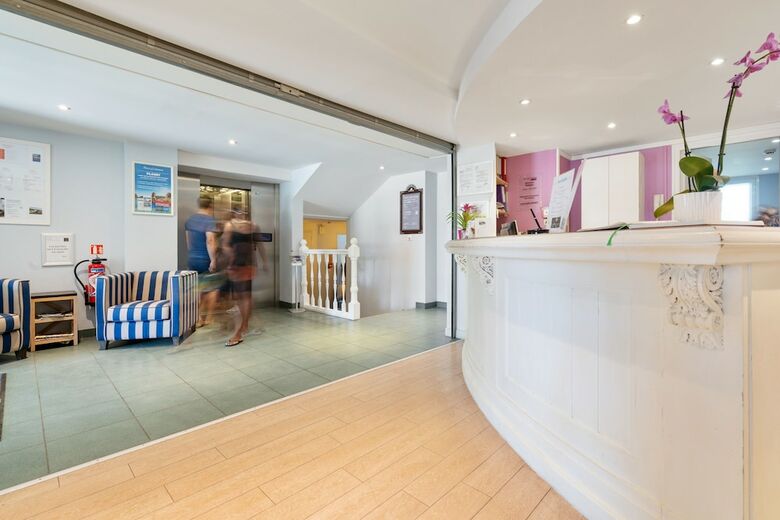 Hotel Pierre & Vacances Premium Le Domaine De Cramphore