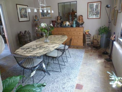 Chambre D'h�tes Bed And Broc