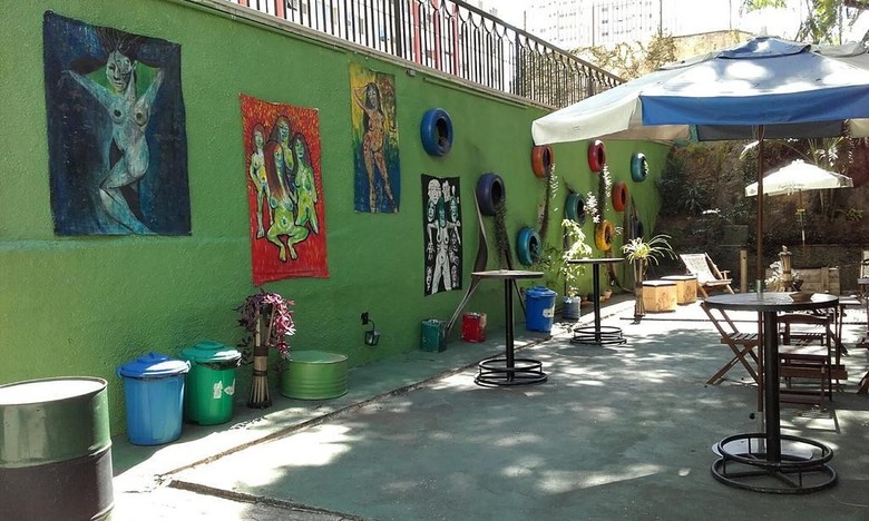 Nomade In Arte E Hostel