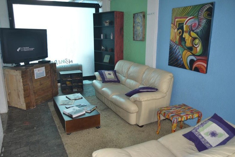 Nomade In Arte E Hostel