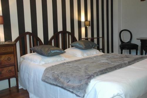 Bed & Breakfast Chambres D'h�tes "la Ch�taigneraie"