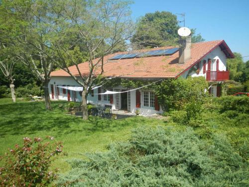 Bed & Breakfast Chambres D'h�tes "la Ch�taigneraie"