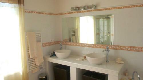 Bed & Breakfast Chambre D'h�tes "la Bastide Des Eucalyptus"