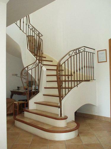 Bed & Breakfast Chambre D'h�tes "la Bastide Des Eucalyptus"
