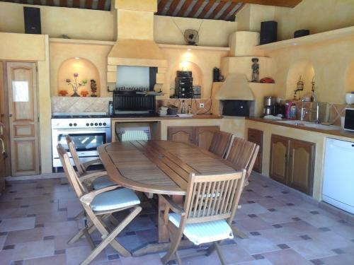 Hostal Mas Des Lys