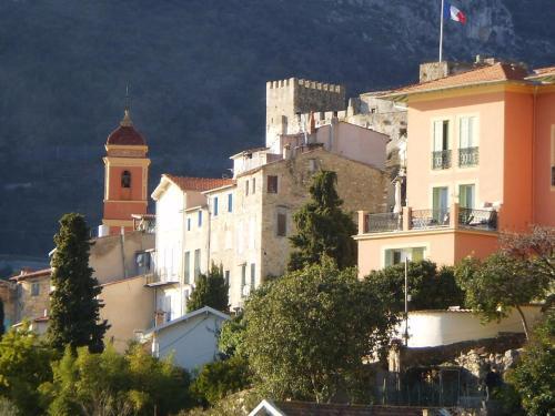 Hostal Maison D'h�tes Village De Roquebrune Cap Martin