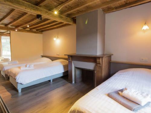Holiday Home Chateau Du Risdoux Vireuxwallerand