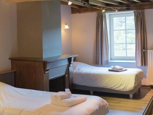 Holiday Home Chateau Du Risdoux Vireuxwallerand