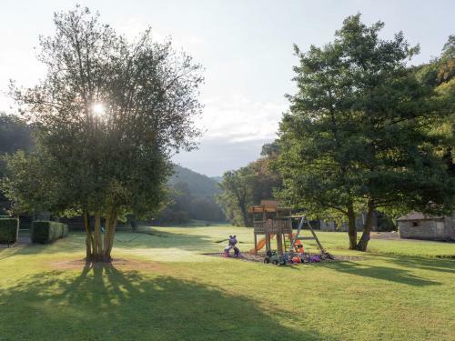 Holiday Home Chateau Du Risdoux Vireuxwallerand