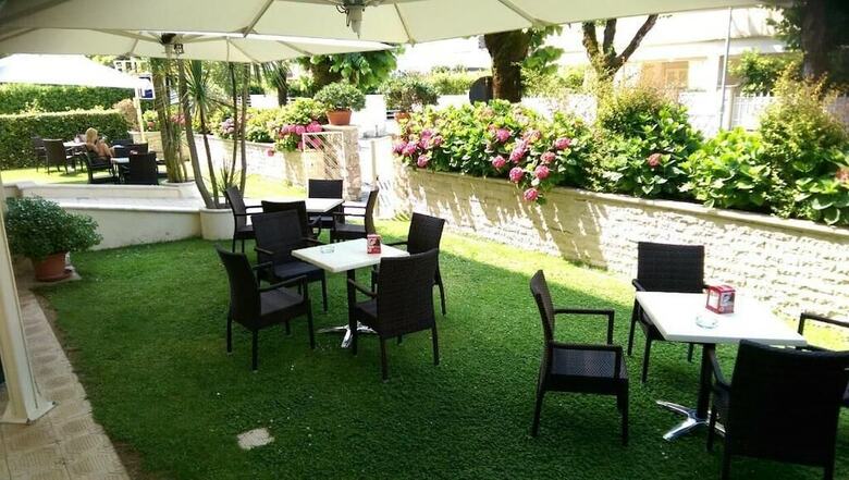 Hotel Pigalle