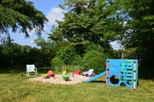 Bed & Breakfast Maison D'h�tes Domaine De Bernou