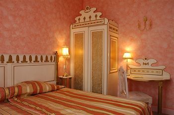 G�tes Du Domaine Des Th�meaux