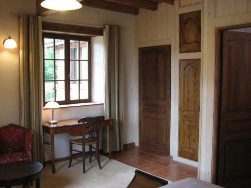 Bed & Breakfast Chambres D'h�tes De Charme Du Ch�teau De Missandre