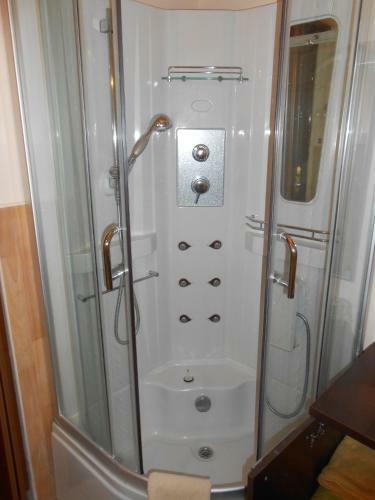 Clos Du Bois Brard B&B