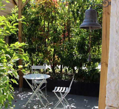Bed & Breakfast Chambres Artist'au Chat