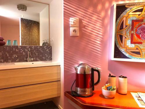 Bed & Breakfast Chambres Artist'au Chat
