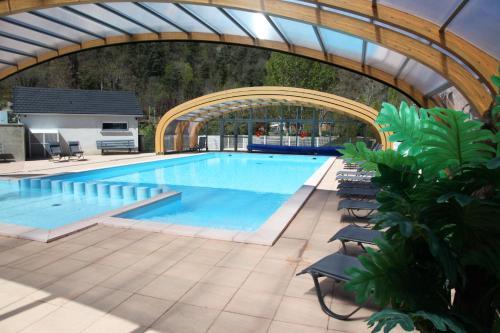 Hotel Camping La Cl� Des Champs