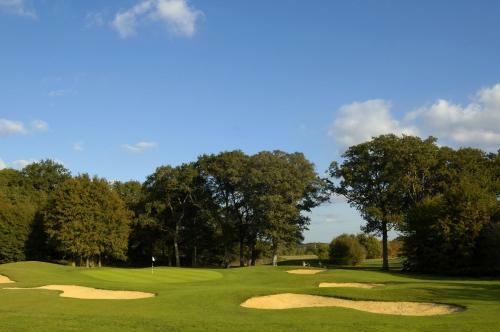 Hotel Anjou Golf And Country Club