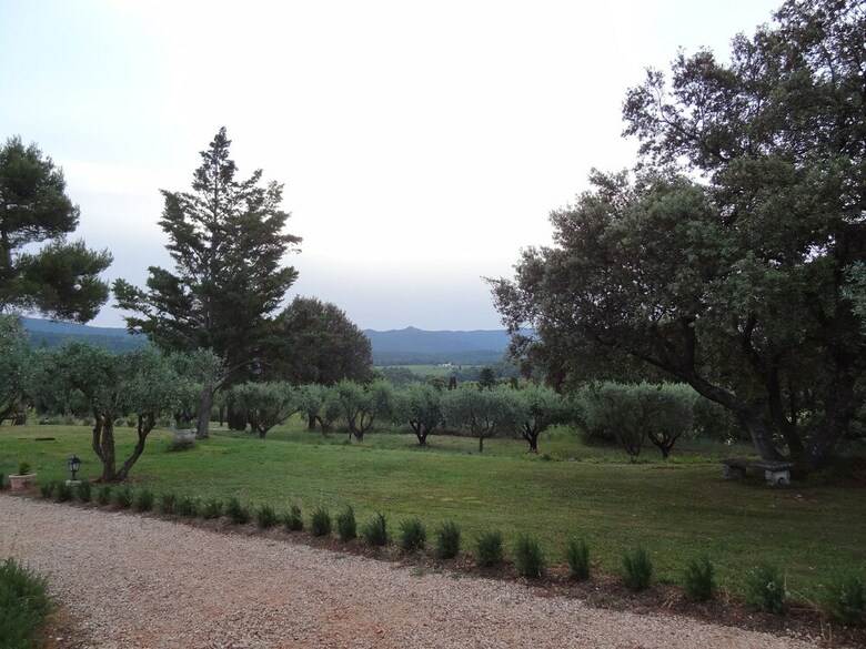 Les Bastides De L'auviduery