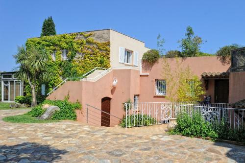 Aparthotel Cala Di Sogno
