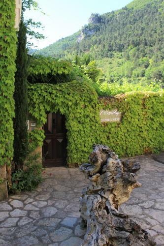 Bed & Breakfast Ermitage De Peyreleau
