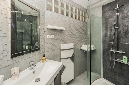 Bed & Breakfast Chambres D'h�tes La Closerie Des Trois Marottes