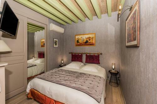 Bed & Breakfast Chambres D'h�tes La Closerie Des Trois Marottes
