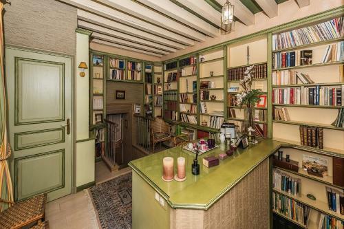 Bed & Breakfast Chambres D'h�tes La Closerie Des Trois Marottes