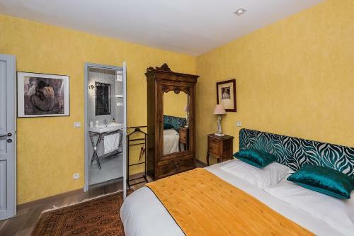 Bed & Breakfast Chambres D'h�tes La Closerie Des Trois Marottes