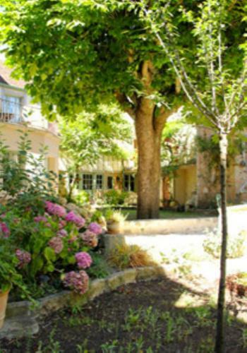 Bed & Breakfast Chambres D'h�tes La Closerie Des Trois Marottes