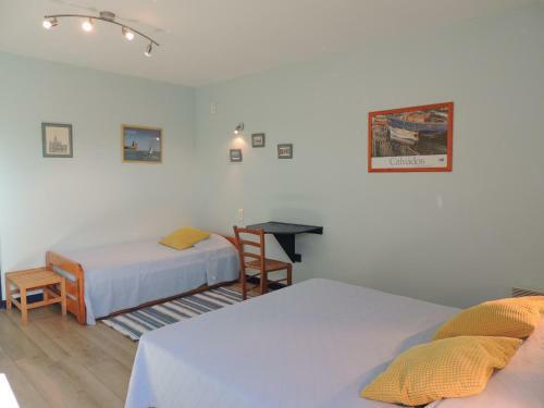 Bed & Breakfast Chambres D'h�tes Les Pi�ris