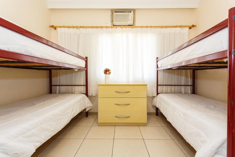 Hostal Residencial Alamandas