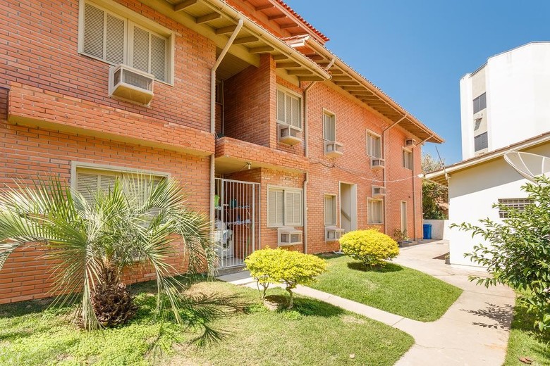 Hostal Residencial Alamandas