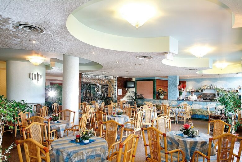 Sporting Baja Hotel