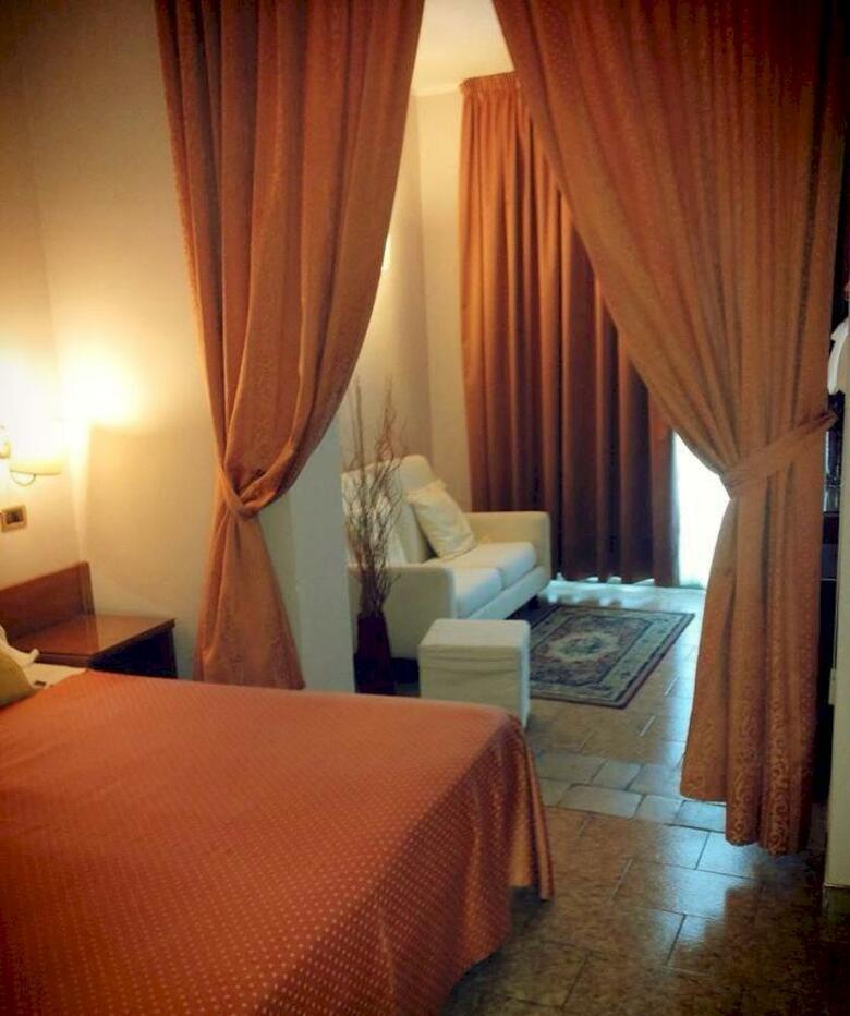 Andromaco Palace Hotel