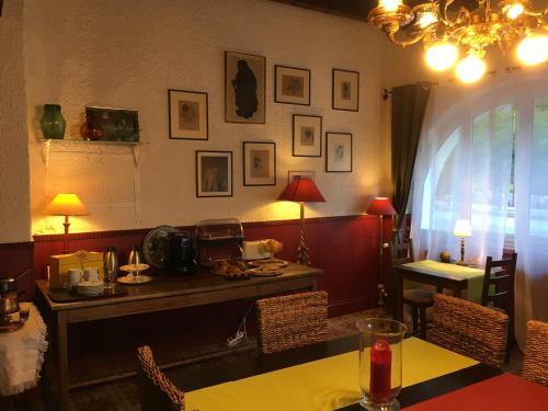 Hotel Logis Auberge Catalane