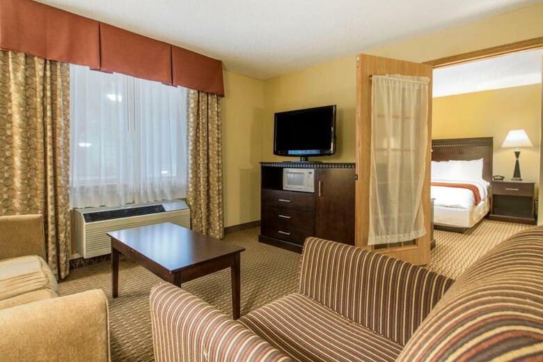 Hotel Comfort Suites Portage