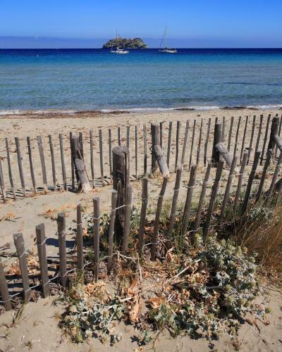 Bed & Breakfast Latu Corsu - Cote Corse Chambres D'h�tes