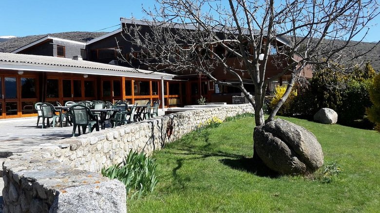 Hotel Village Club D' Yravals
