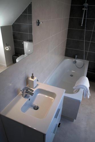 Hostal Fab House - Les Maisons Fabuleuses