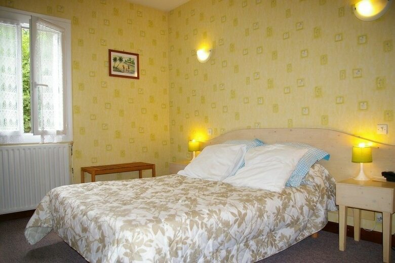 Hotel Logis L'auberge Du Brulhois