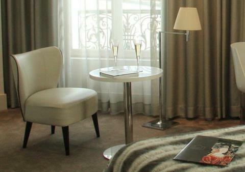 Hotel Le C�sar H�tel